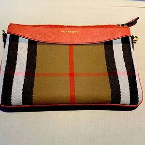 Burberry shoulder / clutch
